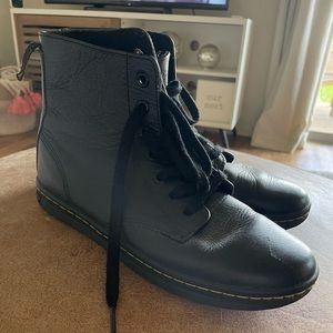 Dr. Marten Leyton Boots